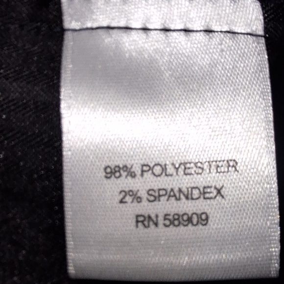 Roundtree and Yorke BigMan classiic fit pleated Navy Blue Shorts in a size 52. - Picture 6 of 8